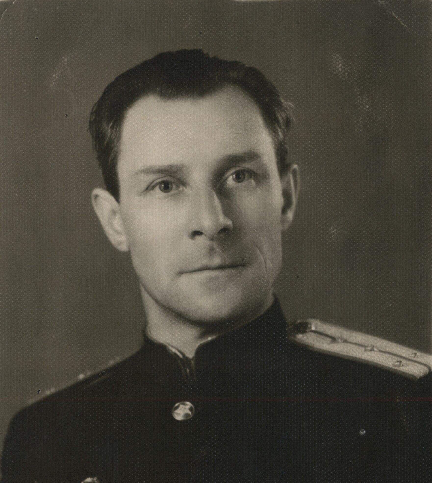 На улицу прадеда с поклоном