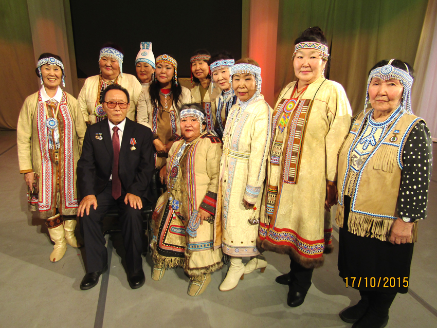 Защитник народов